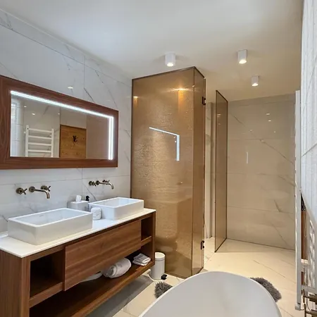 Penthouse View Est 1850 Apartamento *